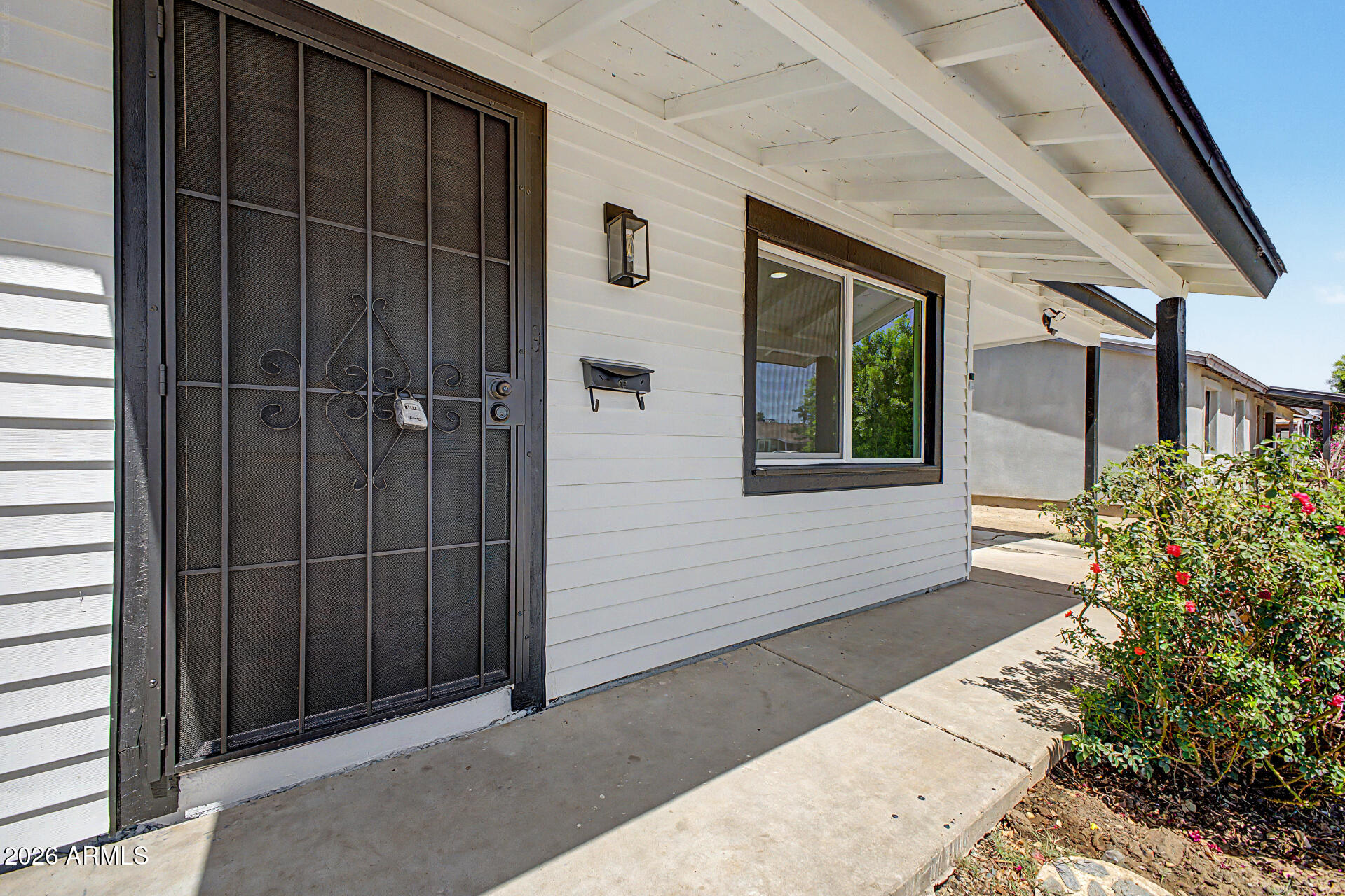 1634 N 64TH Lane