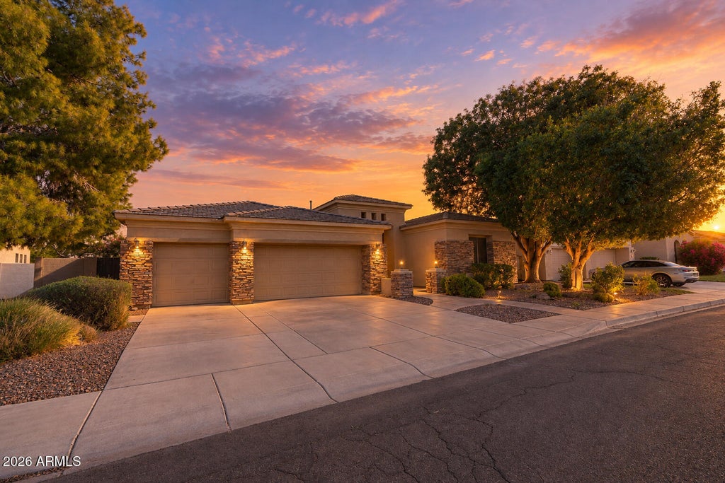Photo of 462 W Carob Drive, Chandler, AZ 85248 (MLS # 7091499)
