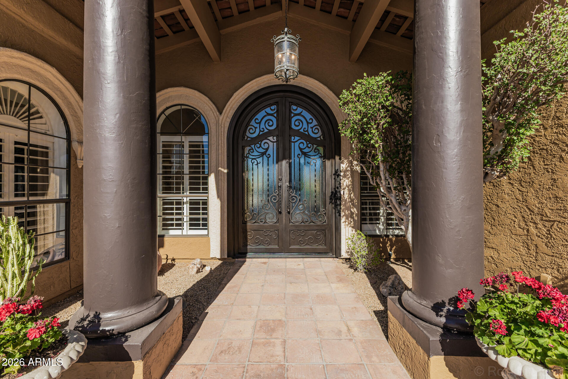 9438 E CASITAS DEL RIO Drive