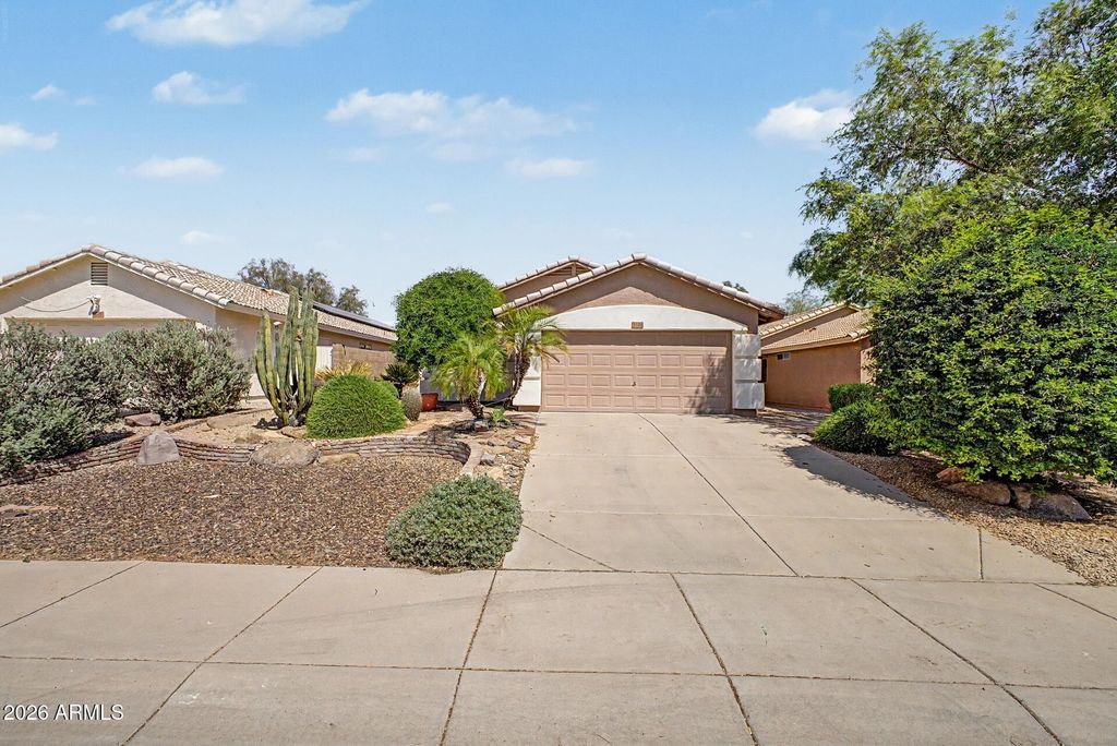 Photo of 3691 S Conestoga Road, Apache Junction, AZ 85119 (MLS # 7022563)