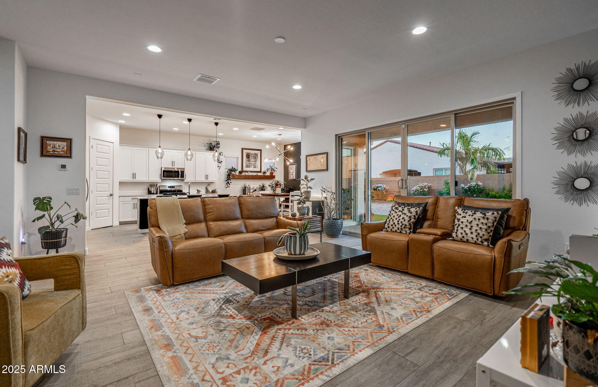 4007 W THURMAN Drive