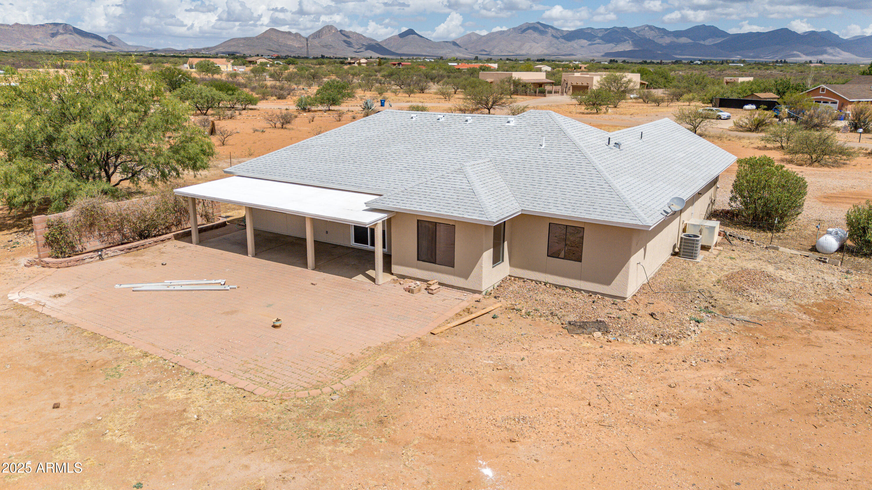 720 E VALLEY VIEW Trail