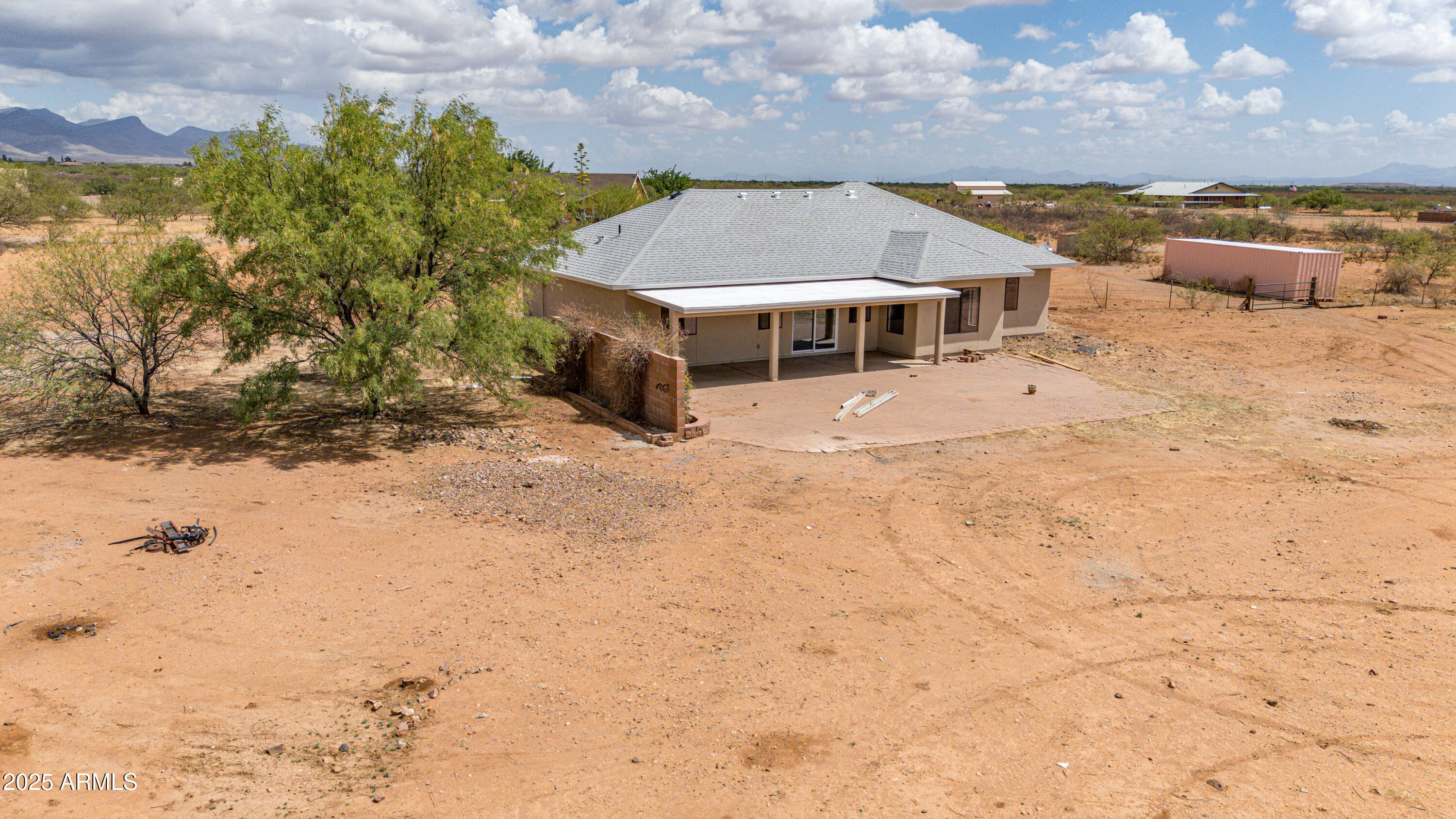 720 E VALLEY VIEW Trail