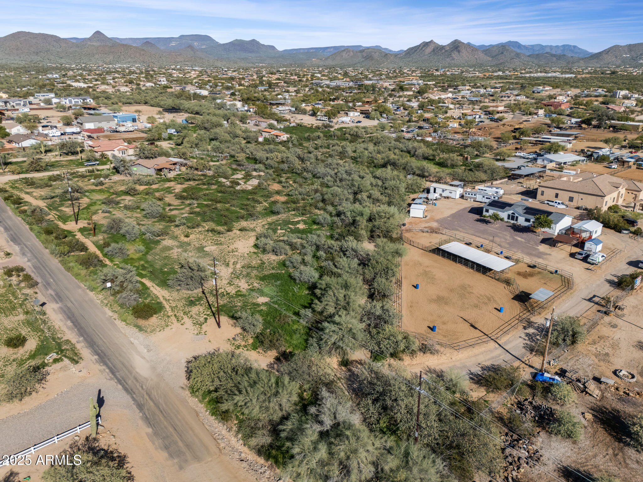 1218 E SENTINEL ROCK Road