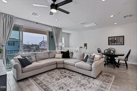 4055 E AMOROSO Drive Gilbert AZ 85296