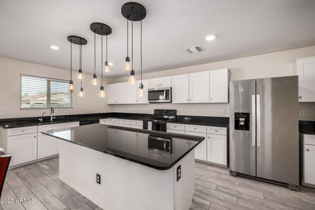 Photo of 12668 W Glenn Drive, Glendale, AZ 85307 (MLS # 6921970)