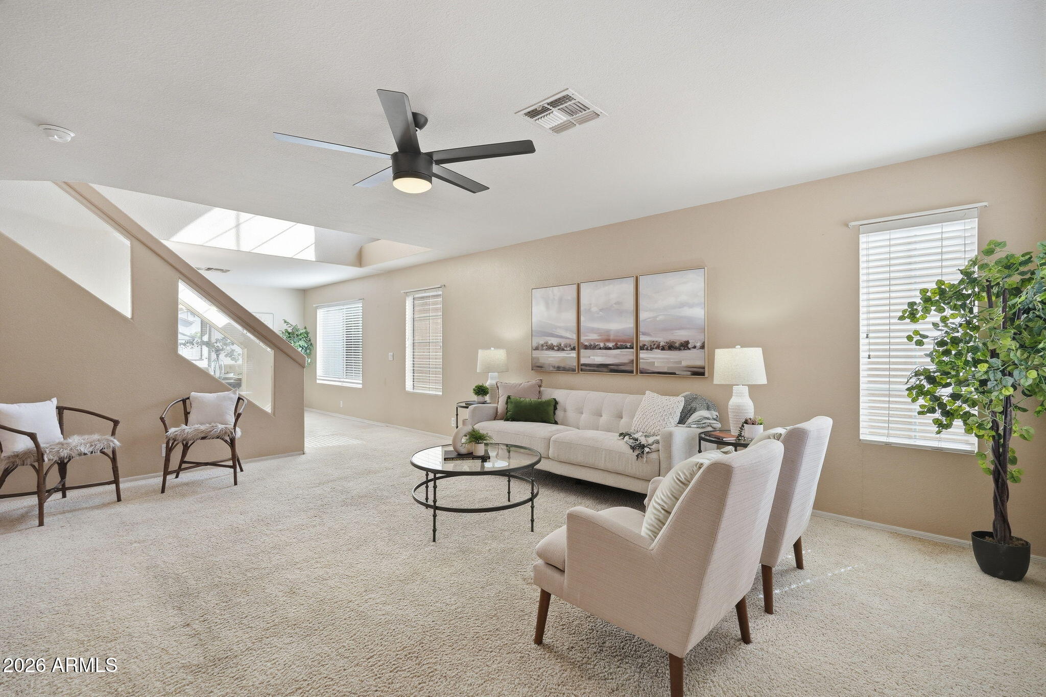 2546 E CAMELLIA Drive