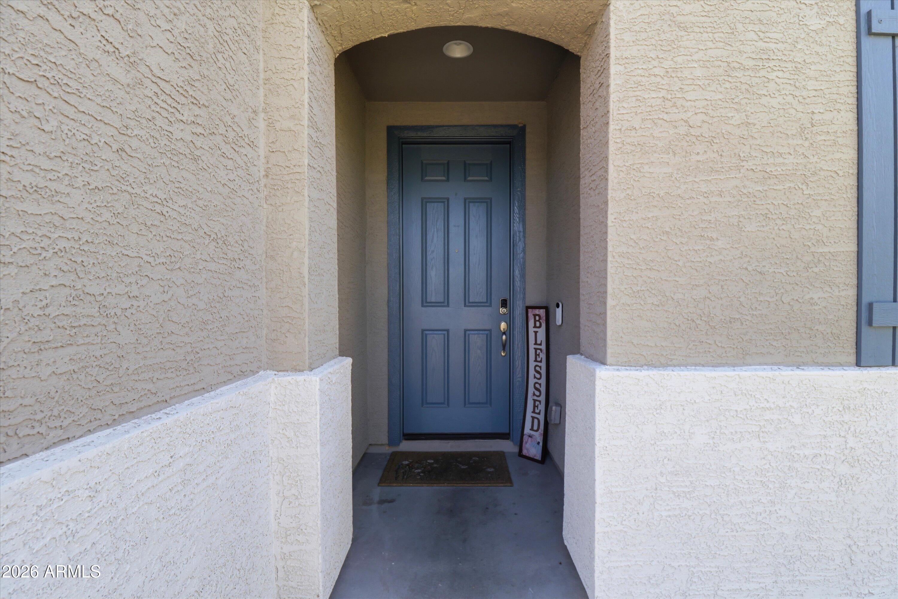 6737 W VALLEY VIEW Drive