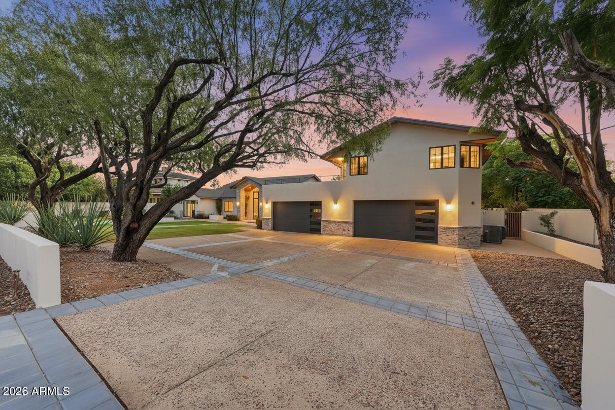 Phoenix, Arizona, 85018, United States, 6 Bedrooms Bedrooms, ,6 BathroomsBathrooms,Residential,Active,2012488
