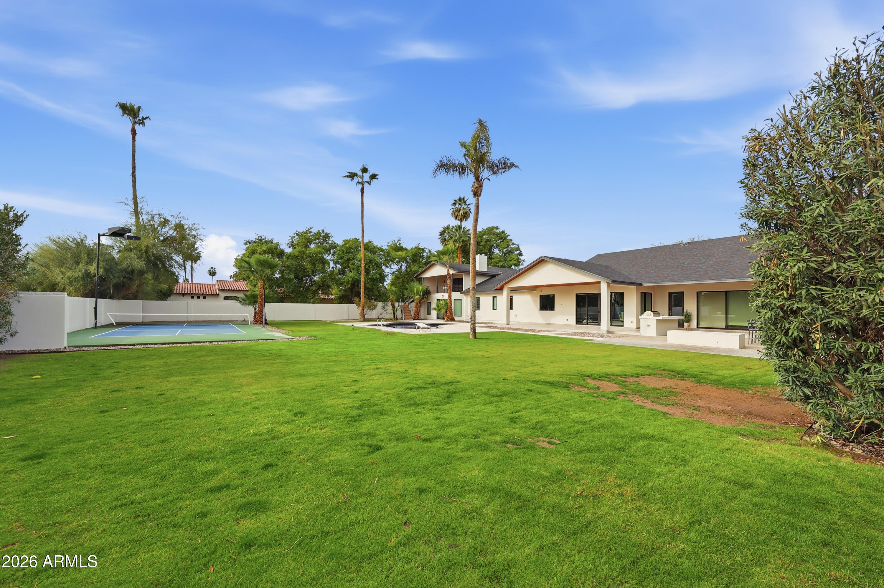 Phoenix, Arizona, 85018, United States, 6 Bedrooms Bedrooms, ,6 BathroomsBathrooms,Residential,Active,2012488