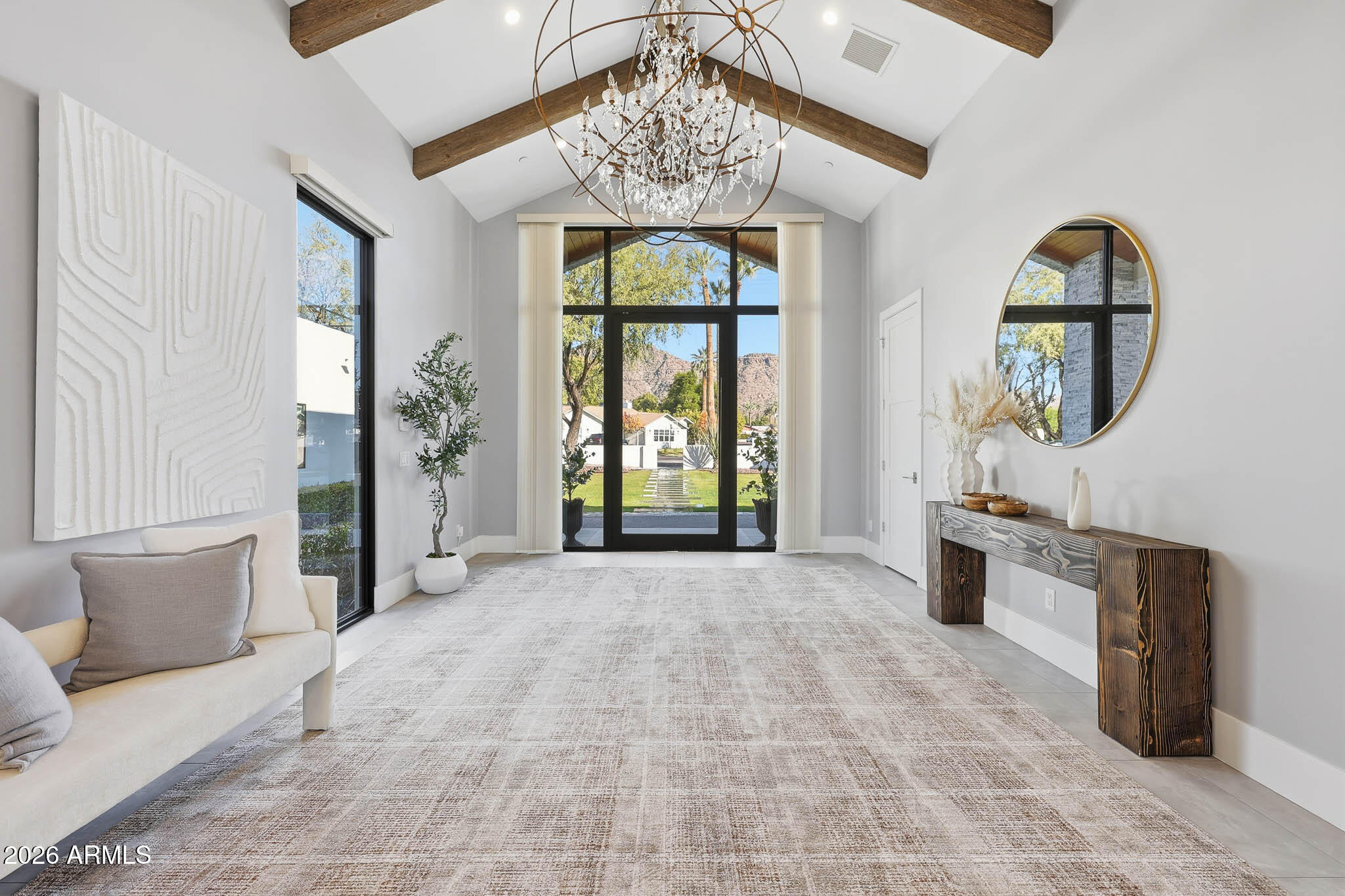 5633 E LAFAYETTE Boulevard