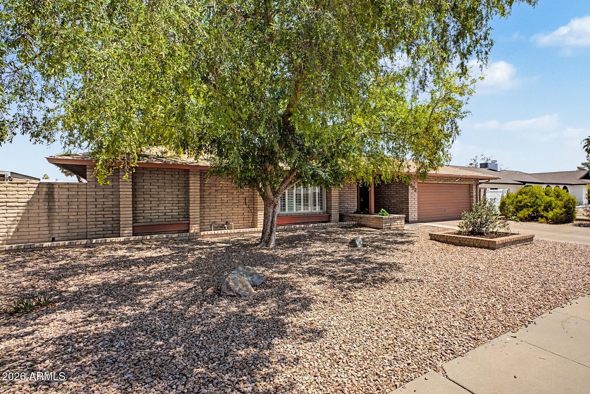 1822 E TULANE Drive