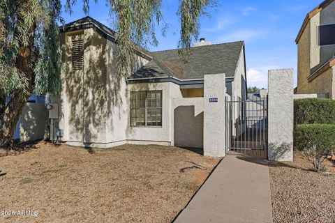 2206 W BEAUBIEN Drive Phoenix AZ 85027