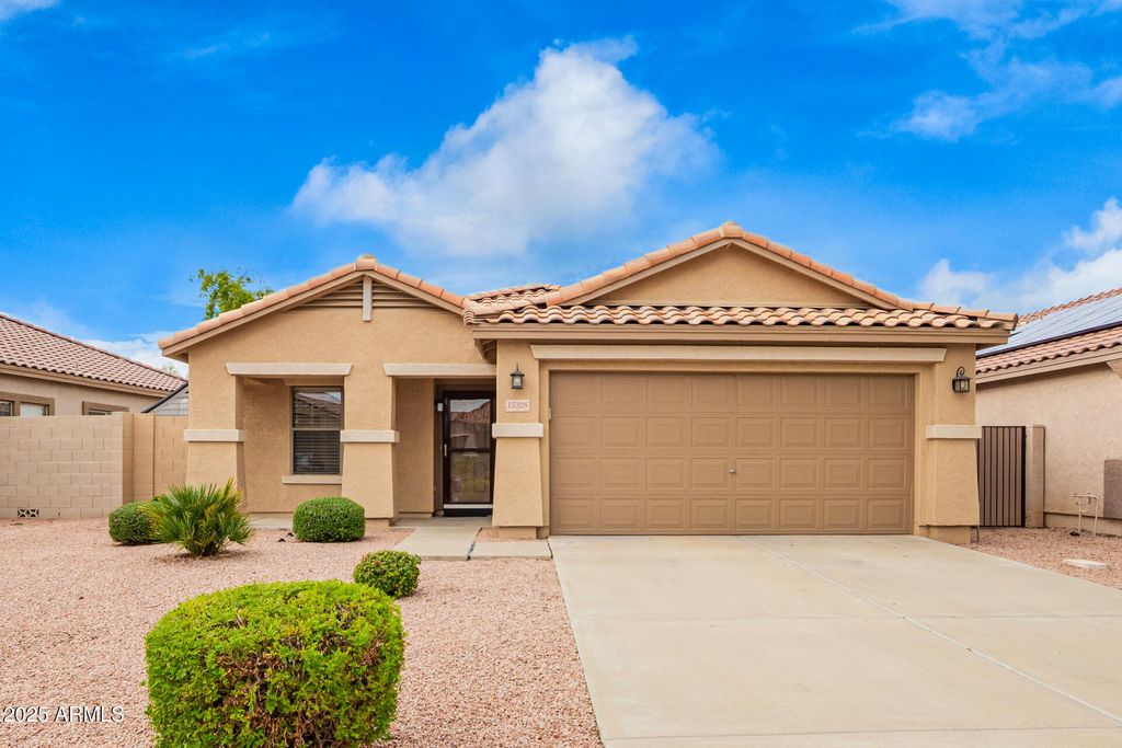Photo of 15328 W Cortez Street, Surprise, AZ 85379 (MLS # 6934328)