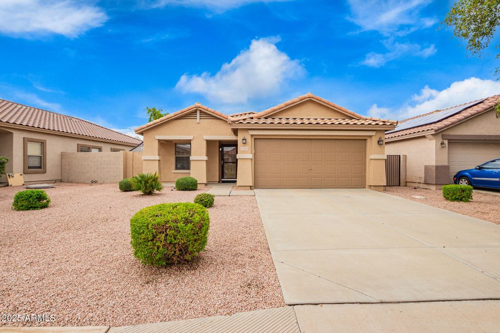 Photo of 15328 W Cortez Street, Surprise, AZ 85379 (MLS # 6934328)