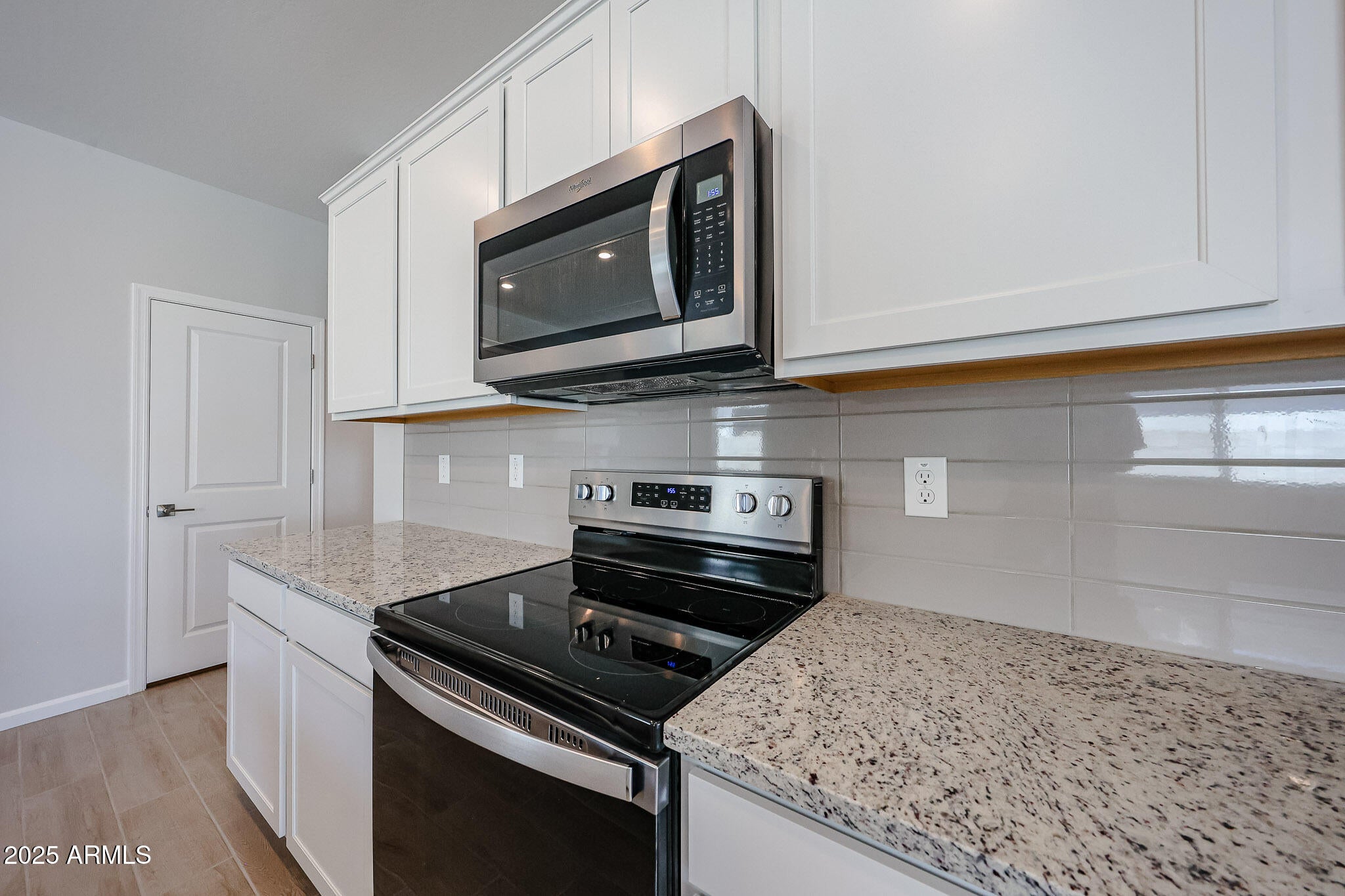 18267 W CALLE LEJOS --