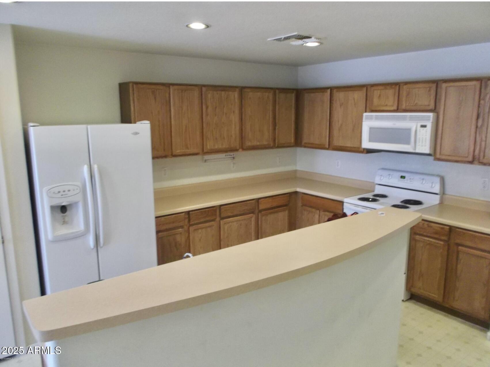 25748 W NANCY Lane