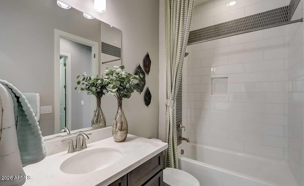 20044 W EL NIDO Lane