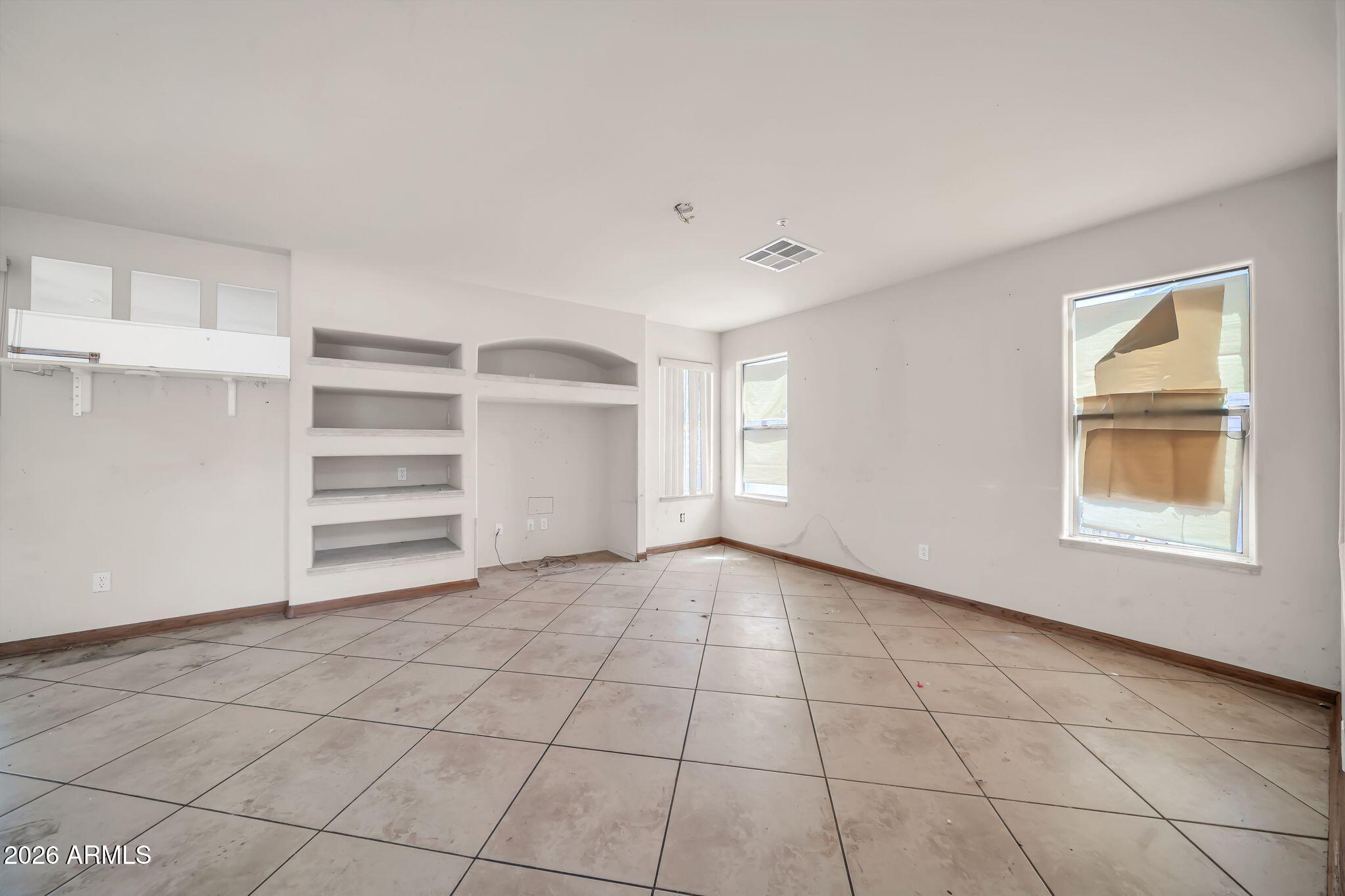 12780 W MILTON Drive