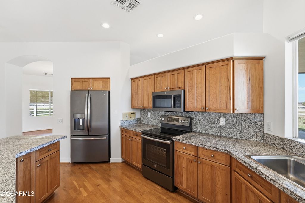 Photo of 7921 N 175th Avenue, Waddell, AZ 85355 (MLS # 6994470)