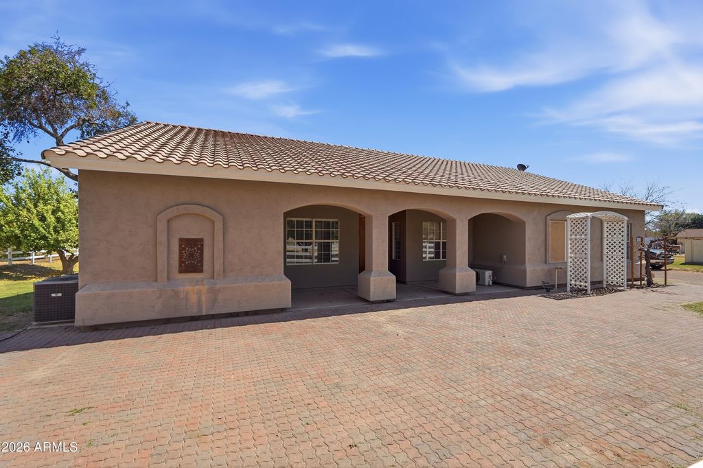Photo of 7921 N 175th Avenue, Waddell, AZ 85355 (MLS # 6994470)