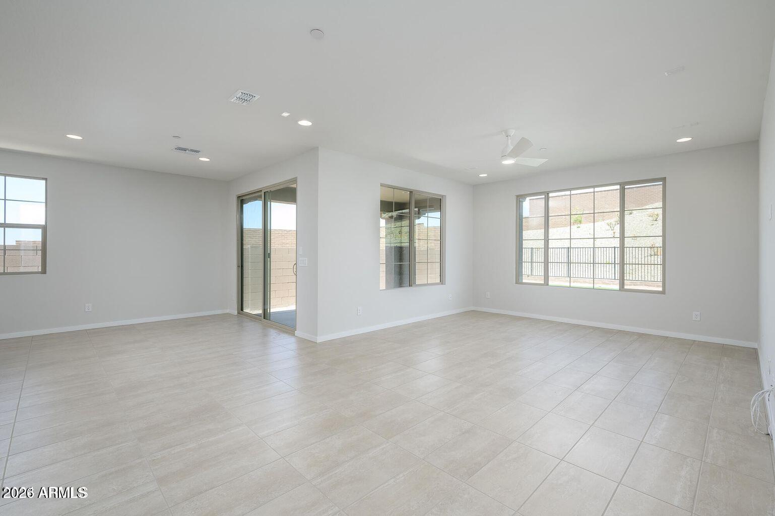 13542 W COPPERLEAF Lane