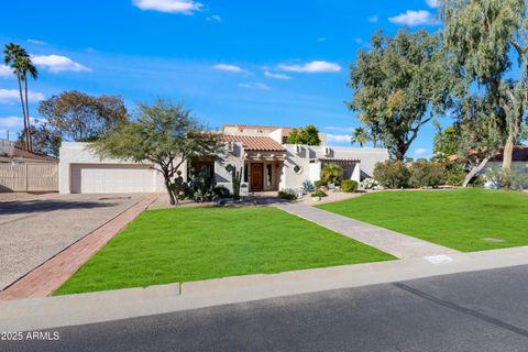Photo of 10308 N 48th Place, Paradise Valley, AZ 85253 (MLS # 6959164)