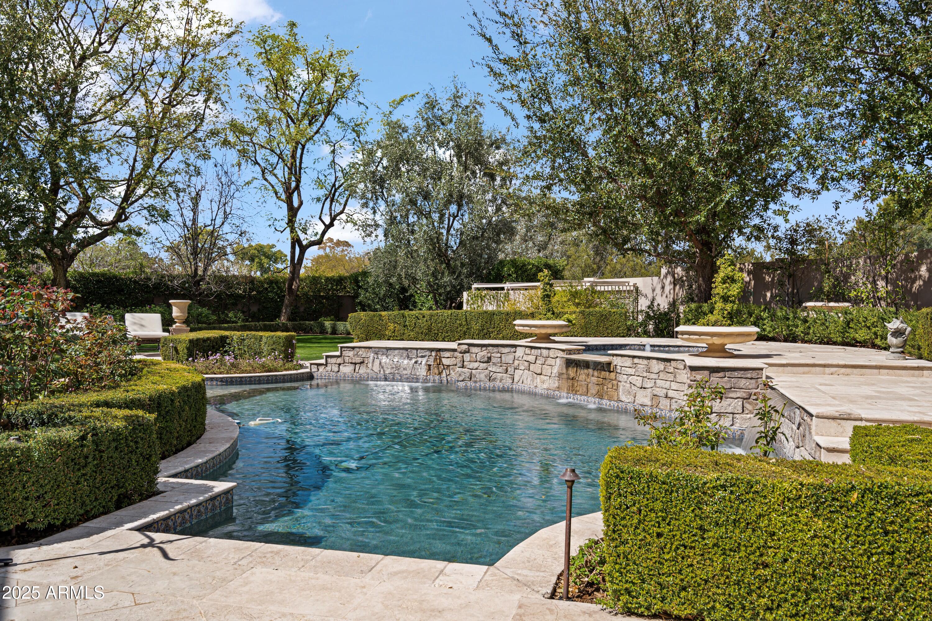 6322 E TURQUOISE Avenue