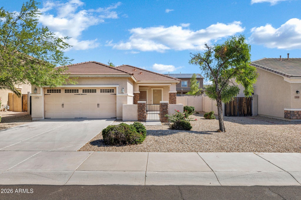 Photo of 15636 W Devonshire Avenue, Goodyear, AZ 85395 (MLS # 7049164)