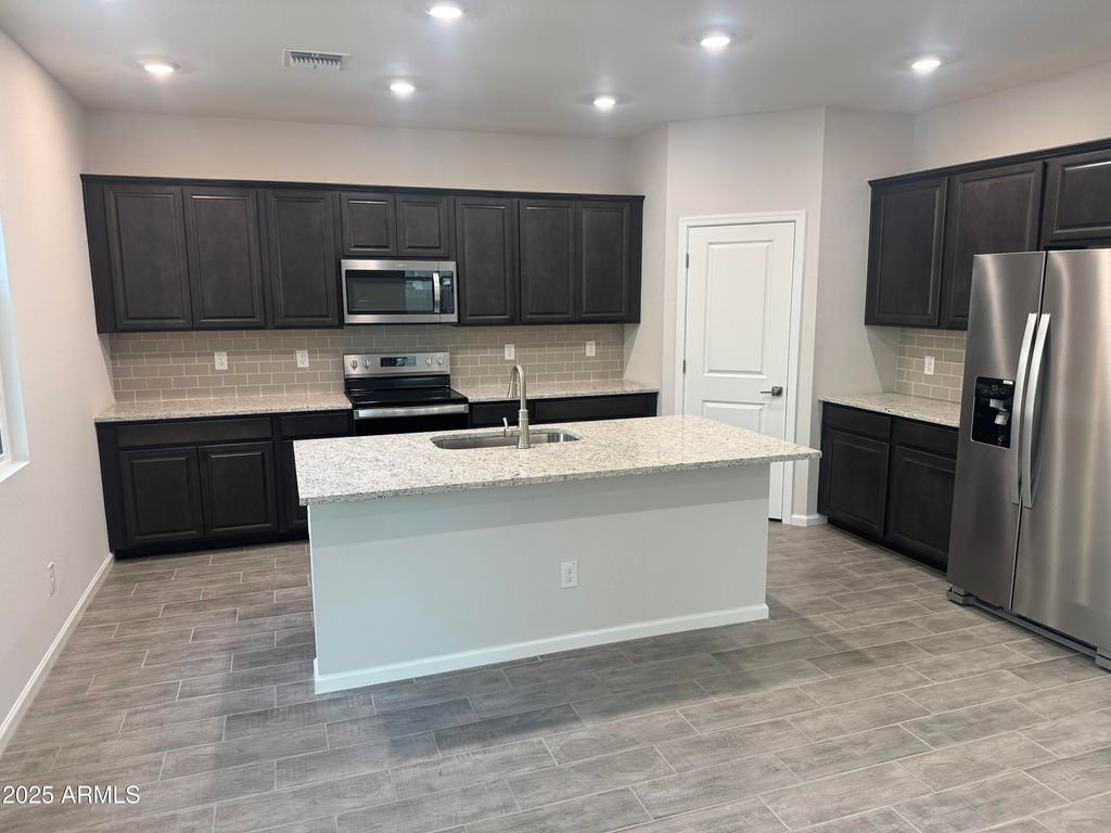 Photo of 2693 E Boulder Avenue, Apache Junction, AZ 85119 (MLS # 6927954)