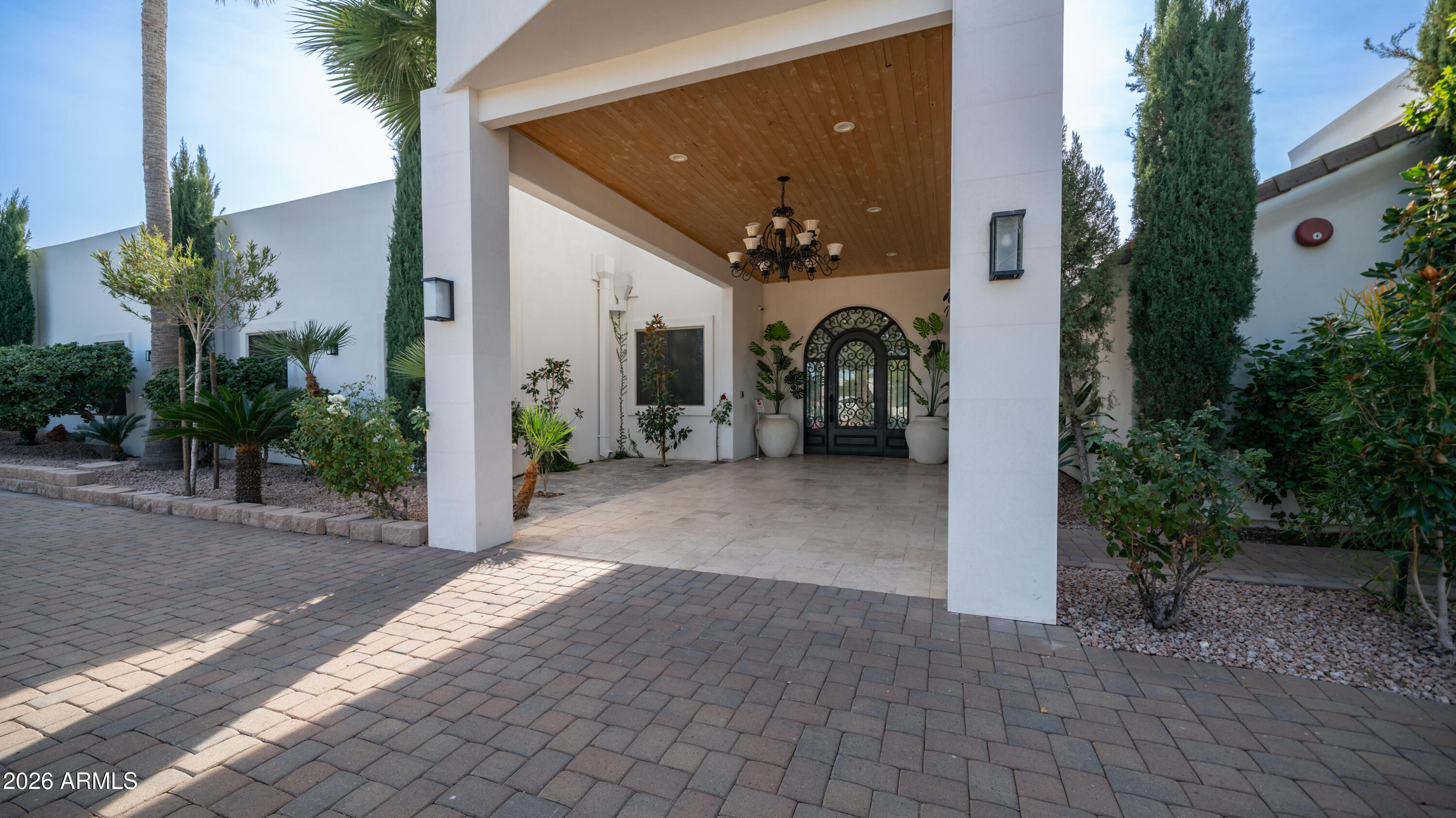 9900 E LUXURY ASSISTED LIVING Boulevard