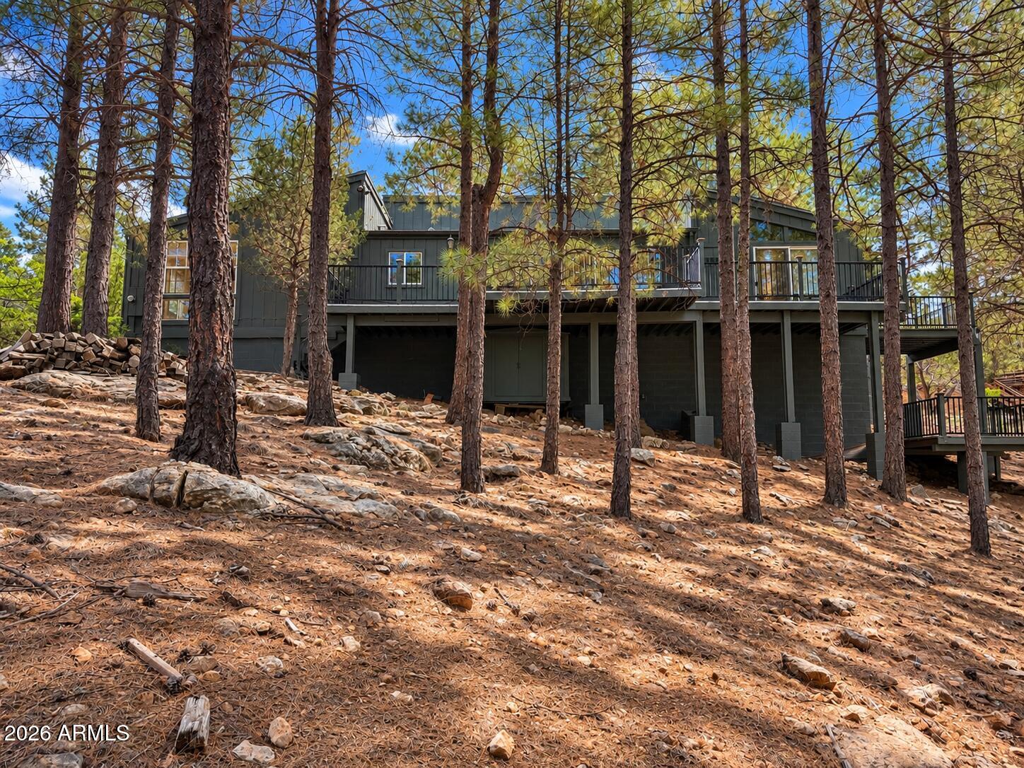 1801 N FOX HILL Road