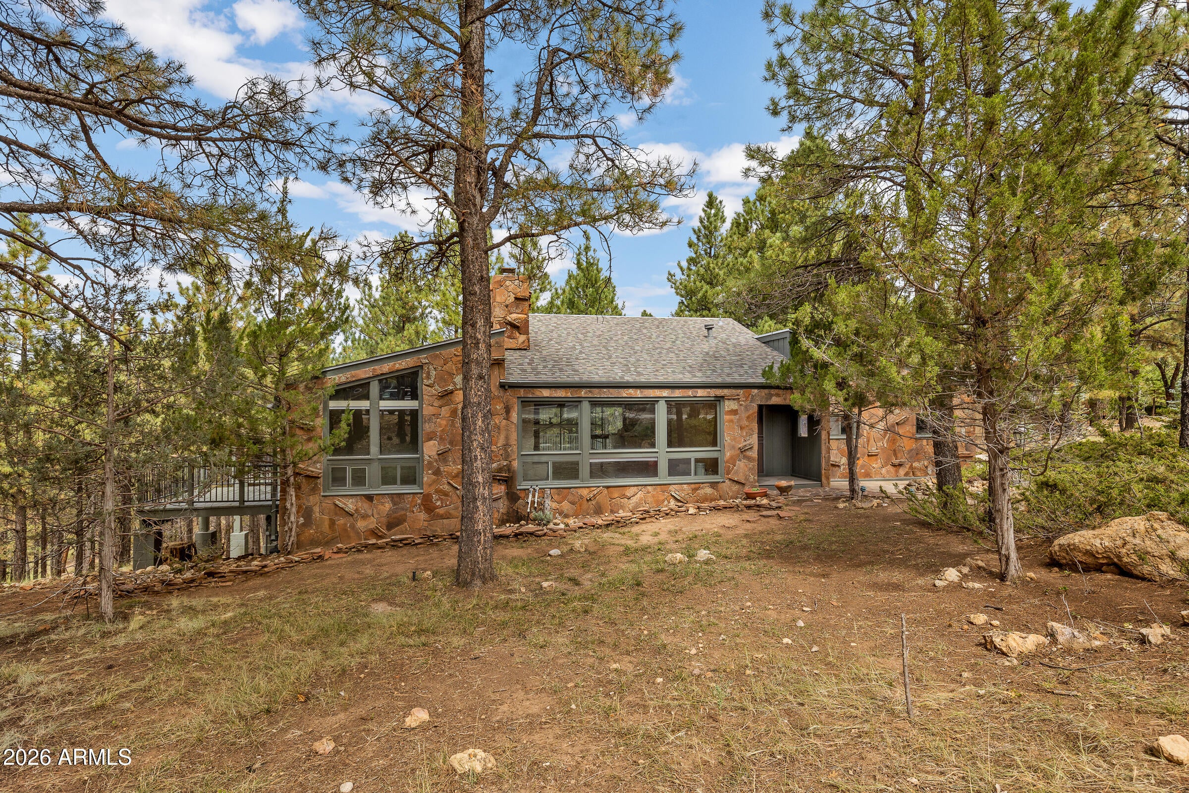1801 N FOX HILL Road