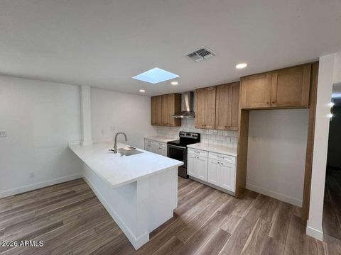 17 E CAIRO Drive Tempe AZ 85282