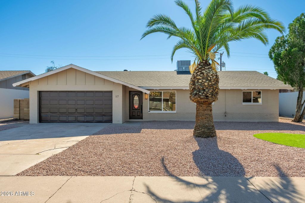 Photo of 17 E Cairo Drive, Tempe, AZ 85282 (MLS # 6969886)