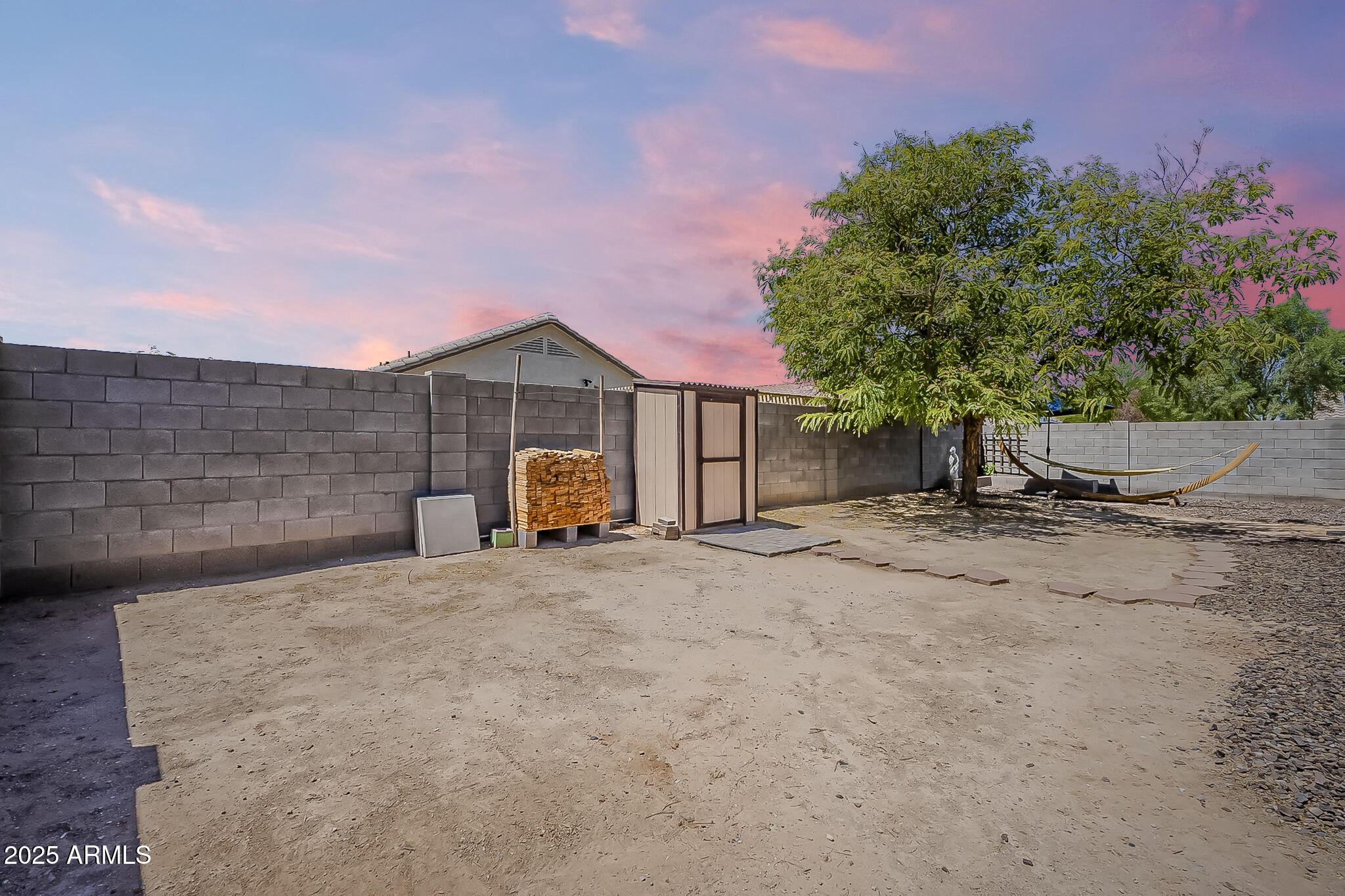16523 W DESERT BLOOM Street