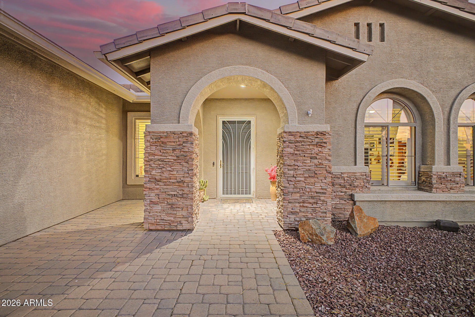 2813 W SOUSA Drive