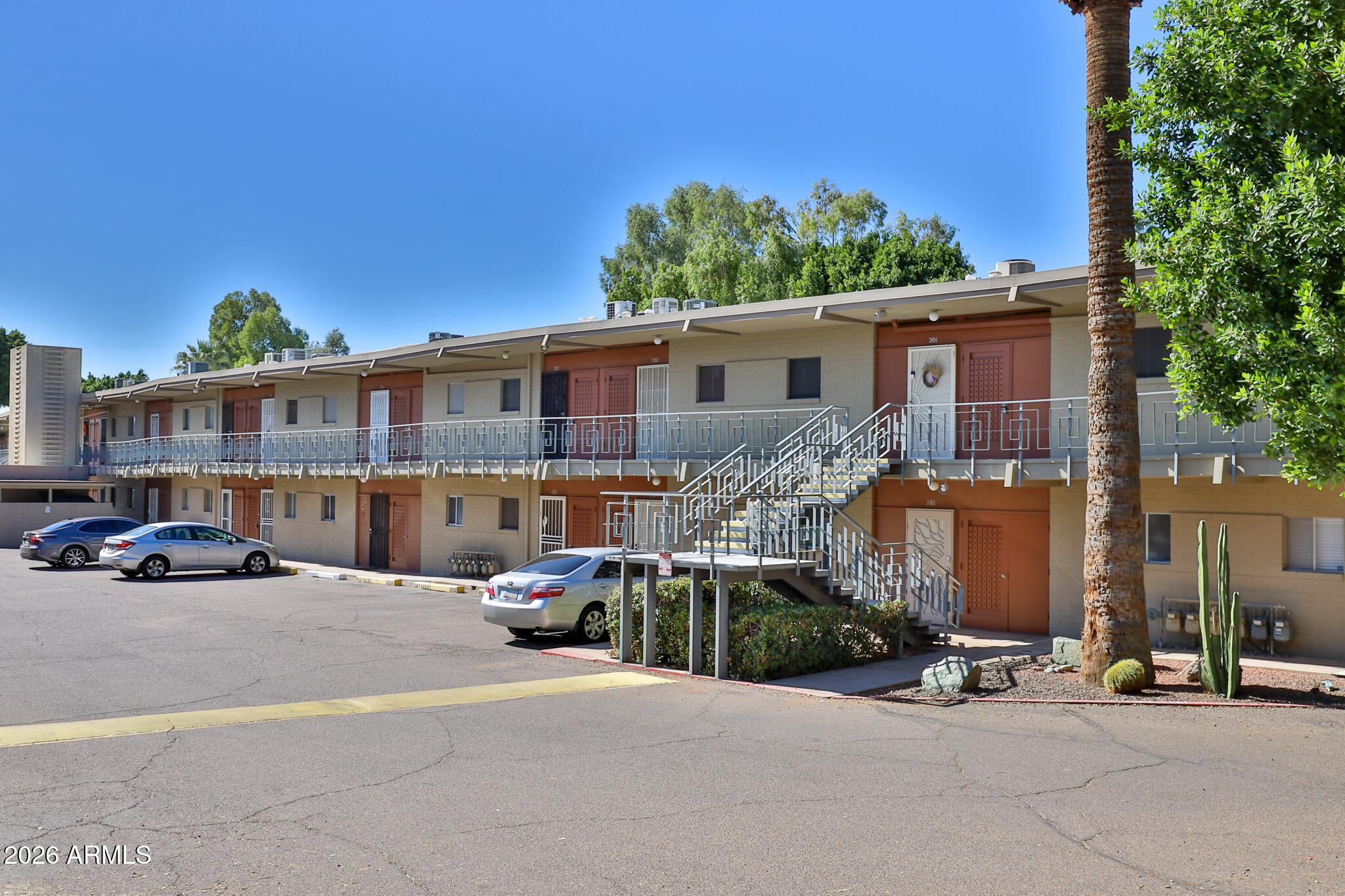 6125 E Indian School Road 205