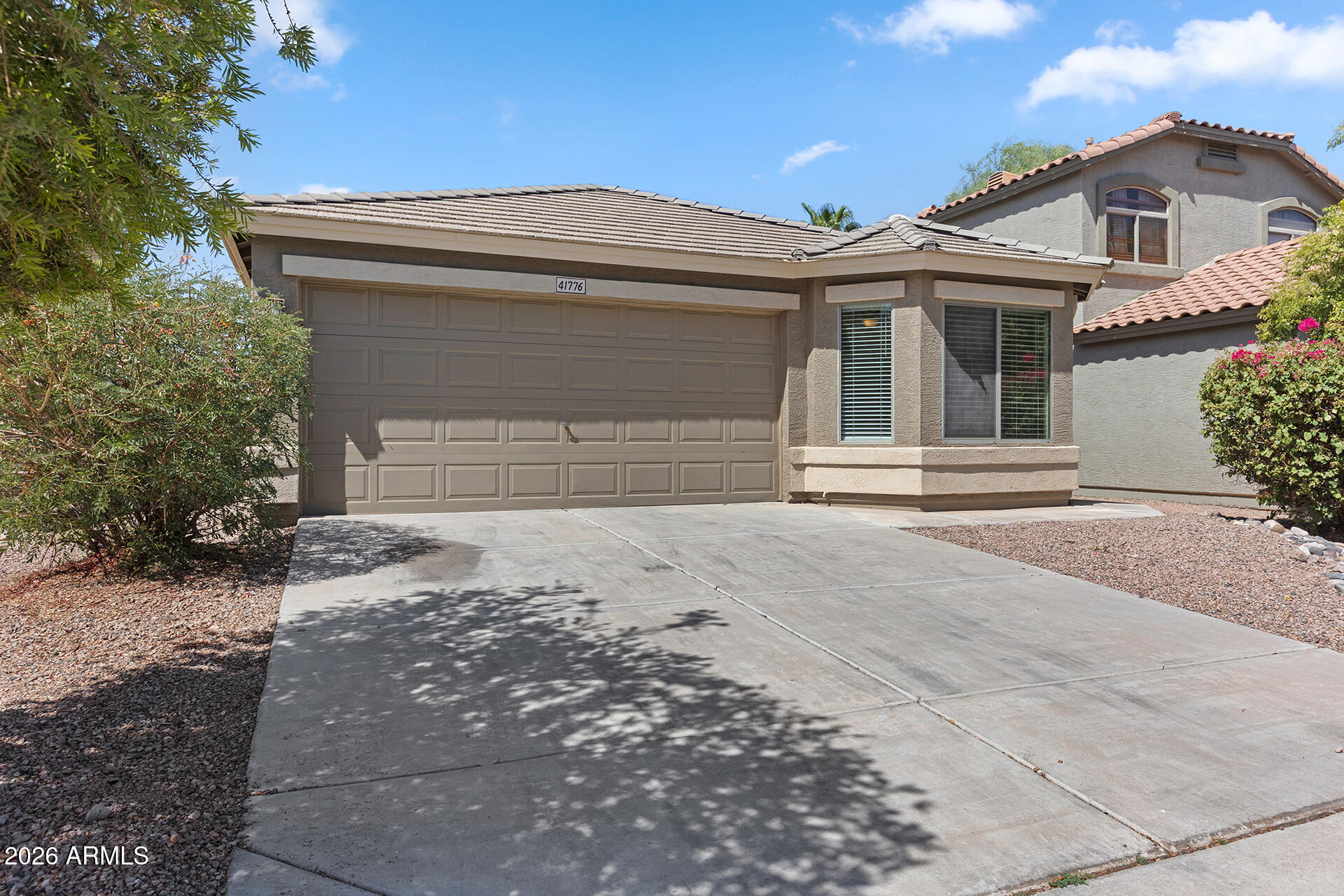 41776 W SUNLAND Drive