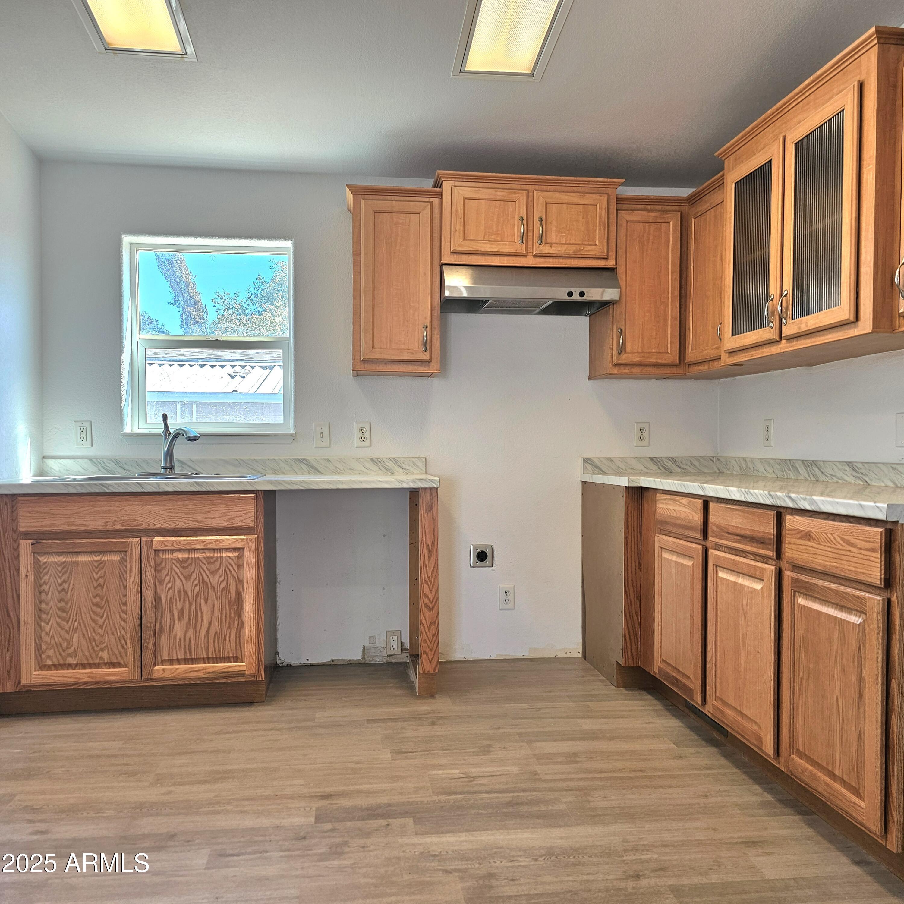 2743 E RANDOLPH Road