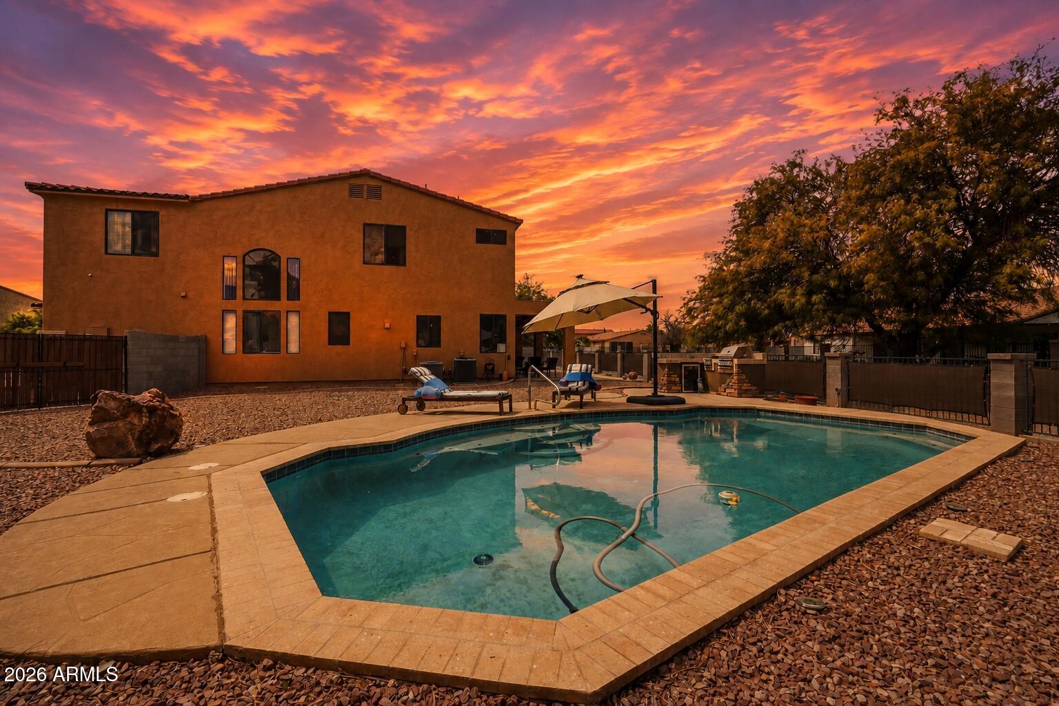 1440 E CODY Circle