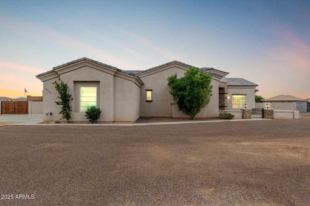 Photo of 19731 W Amelia Avenue, Buckeye, AZ 85396 (MLS # 6932200)