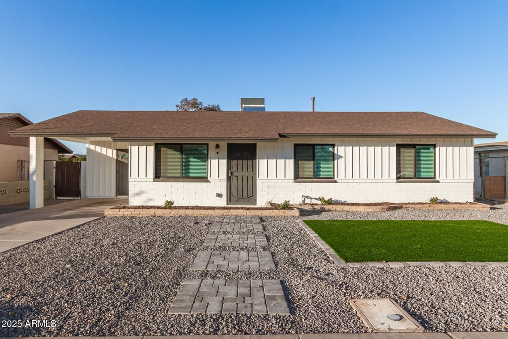 Photo of 874 E Tyson Street, Chandler, AZ 85225 (MLS # 6922349)