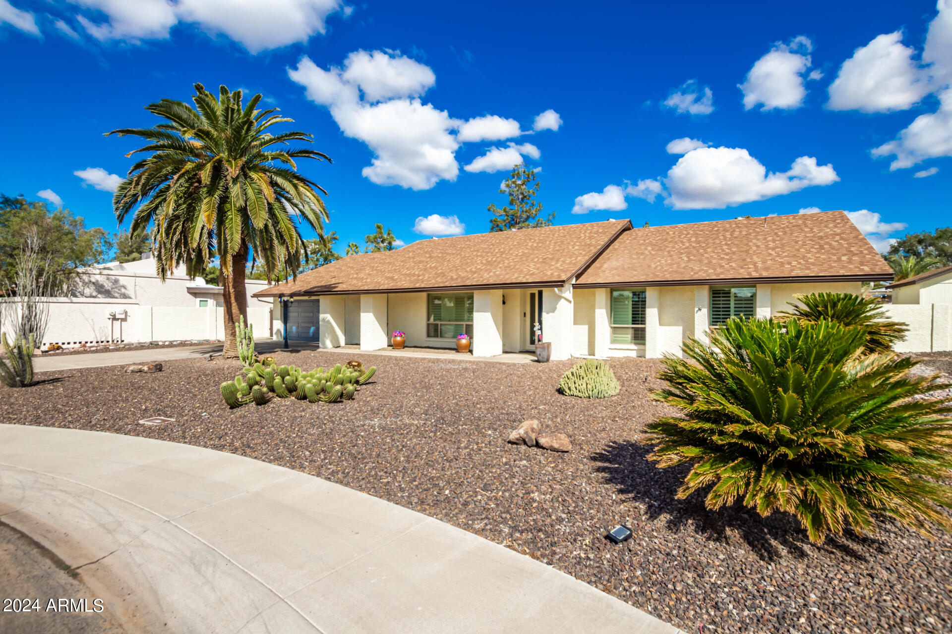 4912 E FRIESS Drive