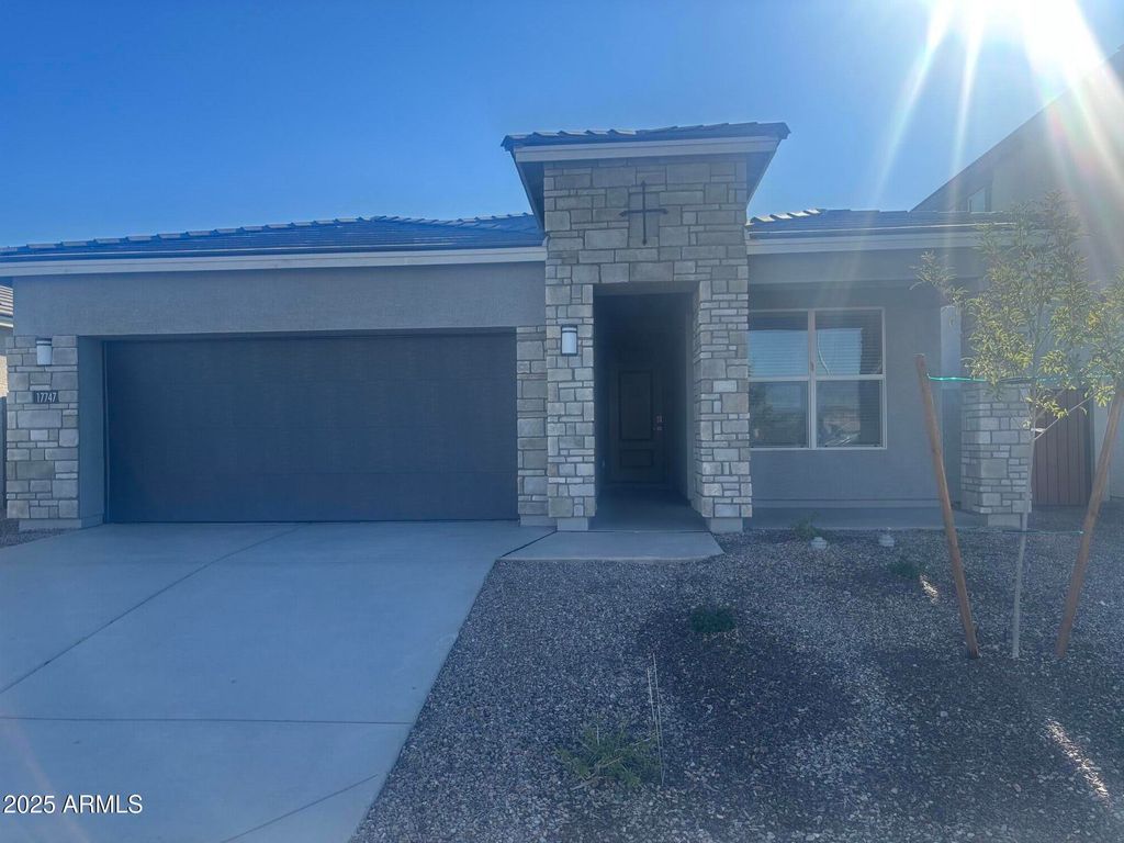 Photo of 17747 W Vogel Avenue, Waddell, AZ 85355 (MLS # 6902290)