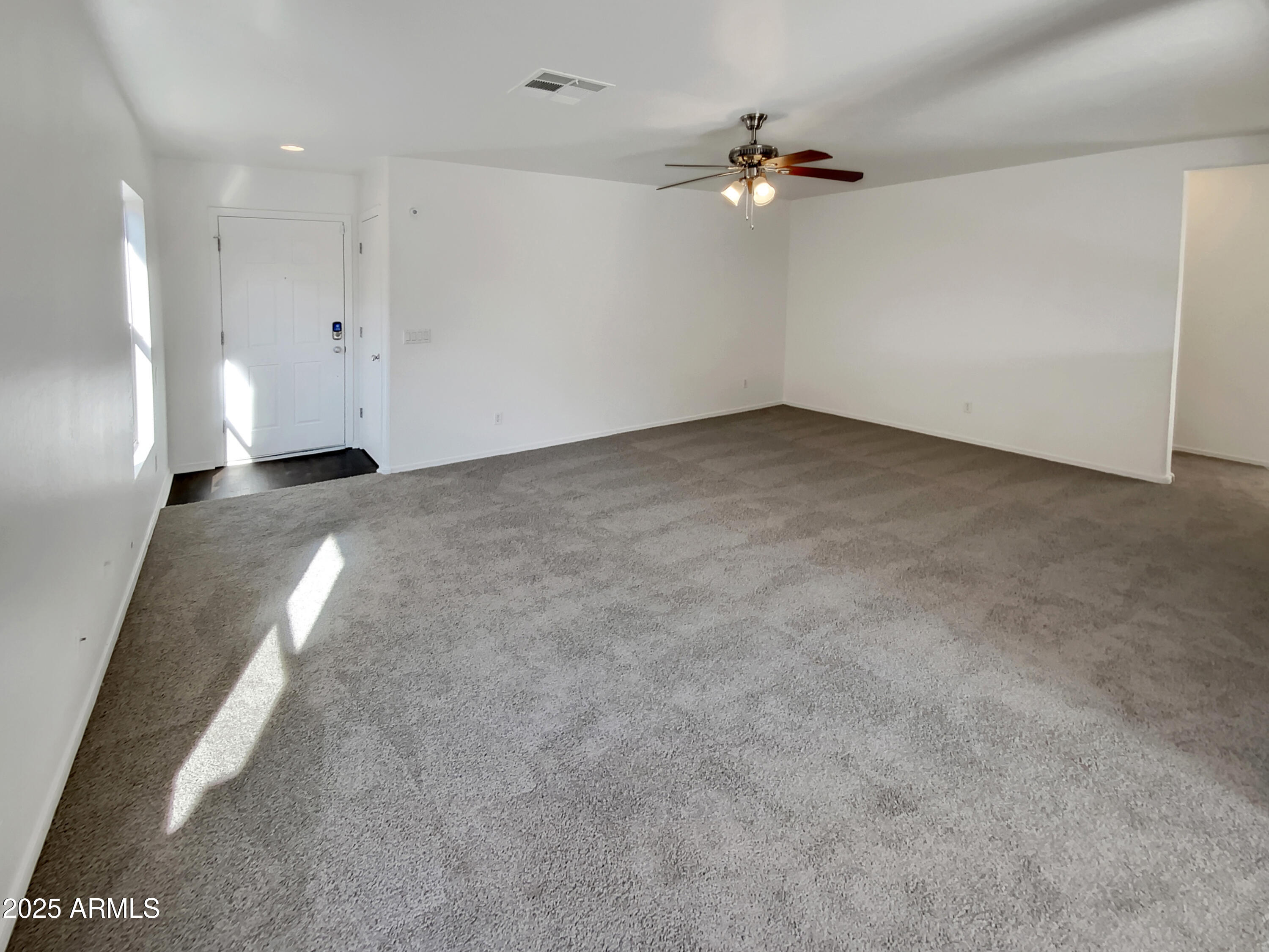 11535 W SCHLEIFER Drive