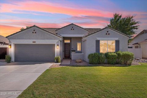 85 E BETSY Lane Gilbert AZ 85296