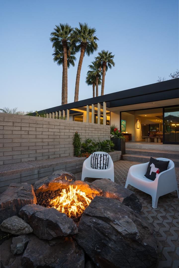 5311 E MITCHELL Drive