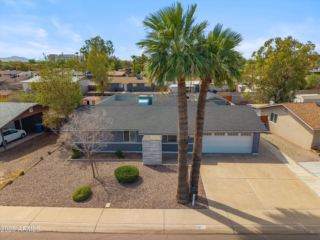 Photo of 2101 W Boston Street, Chandler, AZ 85224 (MLS # 6911124)