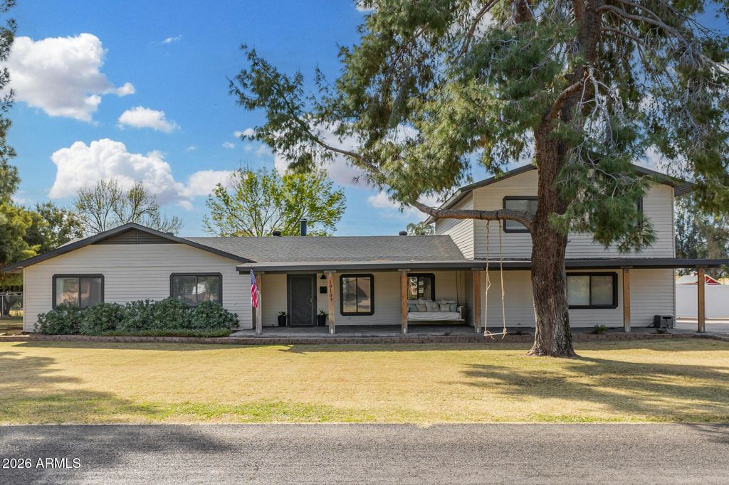 Photo of 19103 E Via De Arboles, Queen Creek, AZ 85142 (MLS # 6978070)